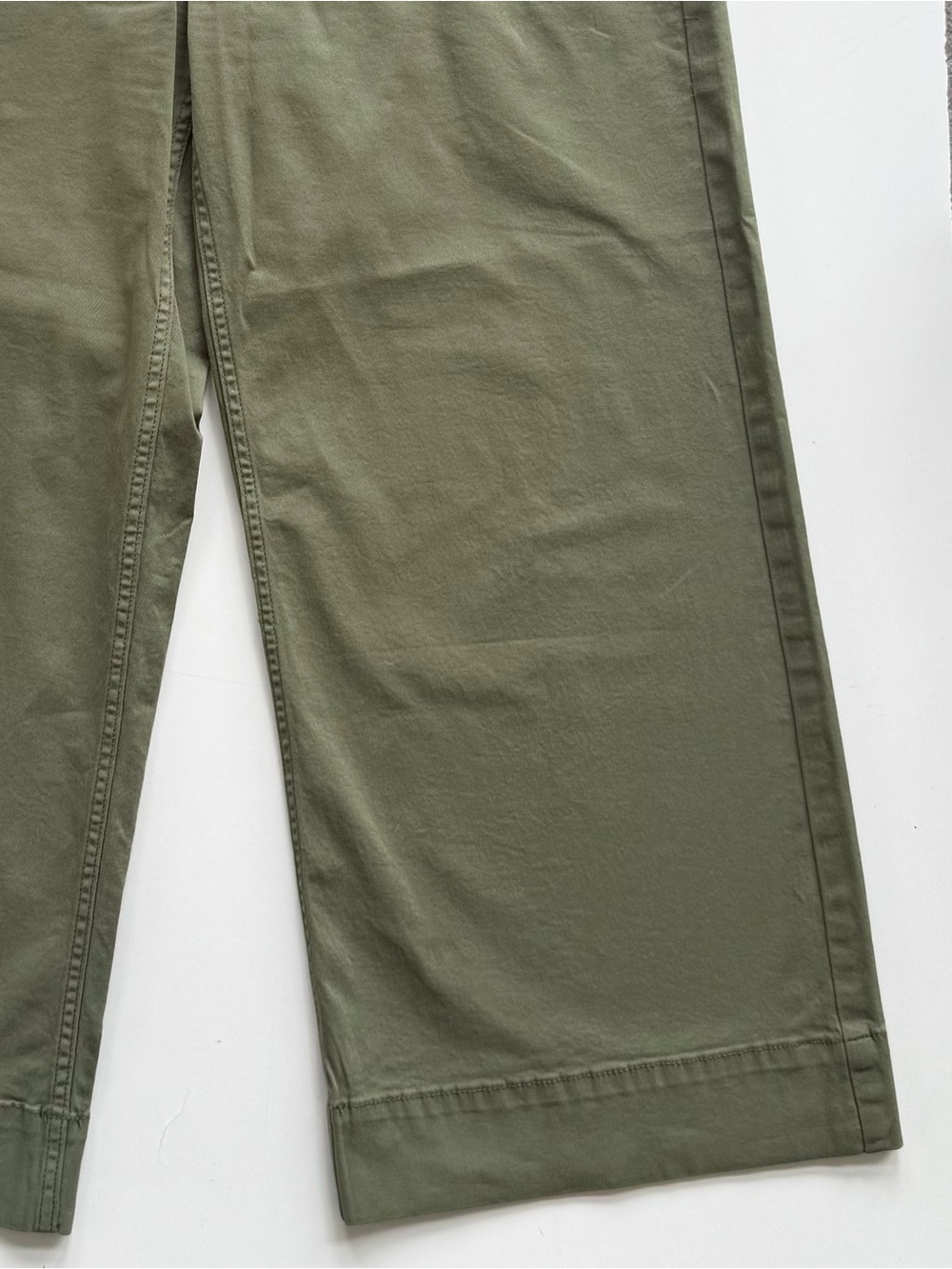 Caslon Ultra High Rise Green Twill Pants size 8 - Picture 6 of 8